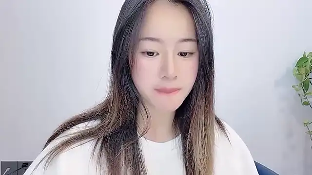 chloe-01 即時 XXX 聊天