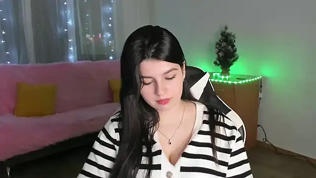 KisaModel: онлайн-секс-чат