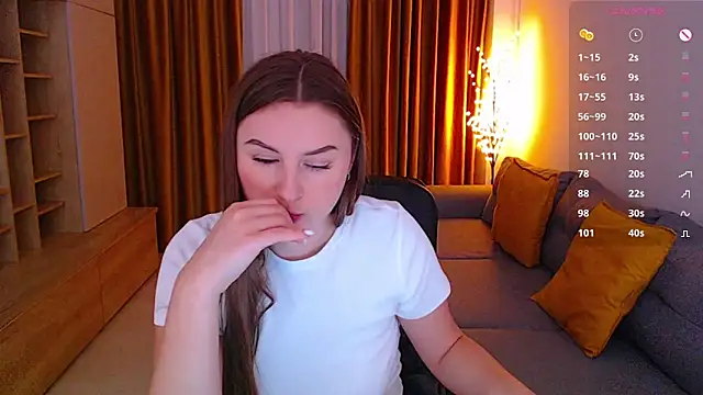 _Mia_Adams 即時 XXX 聊天