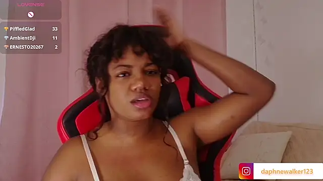 Daphnewalker__ Live XXX Chat