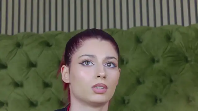 LunaHart Chat XXX live