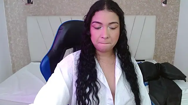 AliceSmity_: απευθείας συνομιλία ΧΧΧ