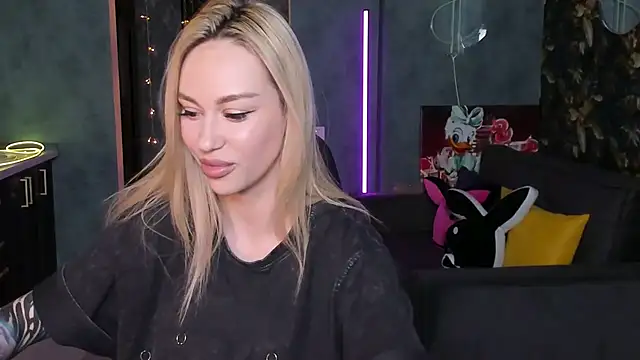 Blckmirrorrn Live XXX chat