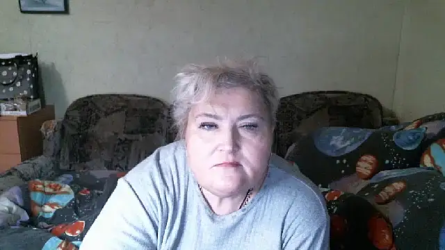 Lana555 Adlı Modelin Canlı XXX Sohbeti