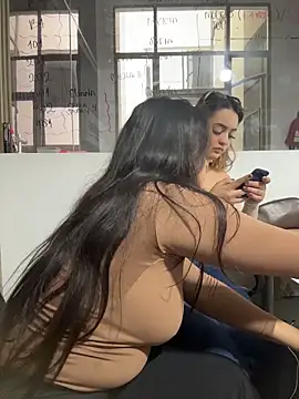 Antonella_Julieta webkamerás műsora