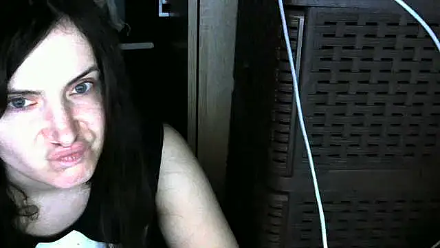 Jarivane Adlı Modelin Canlı XXX Sohbeti