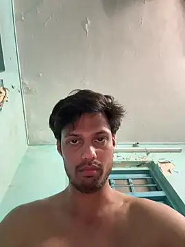 Show modela alising@xh na web-kameri