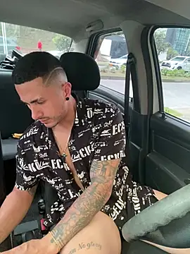 Pokazy przed kamerką – ALEXXX_KING