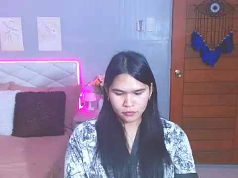 alianabrooks: онлайн-секс-чат