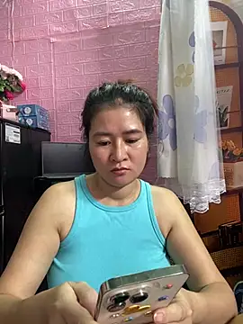 Bollozzy_89 Chat XXX in diretta