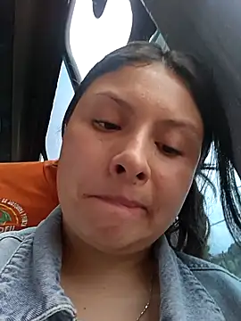 yessica_gomez01's Live XXX Chat