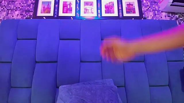 XXX chat uživo modela mey_doll