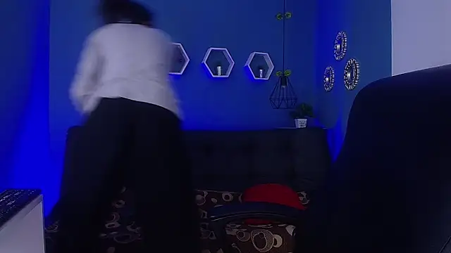 Aurora_ath: онлайн-секс-чат