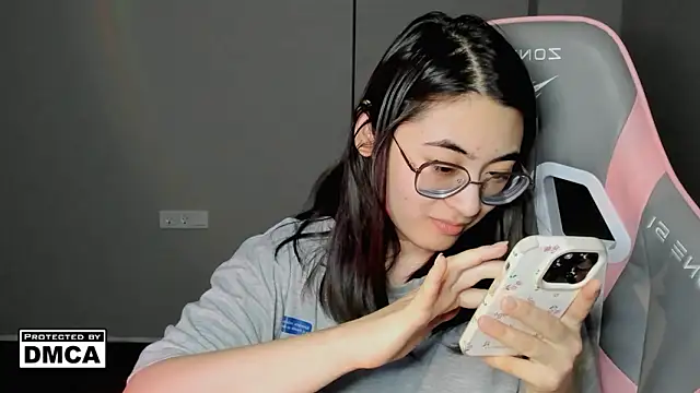MeilideQian1 live XXX chat