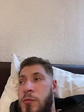 Chatroom XXX en direct de jimmyy_