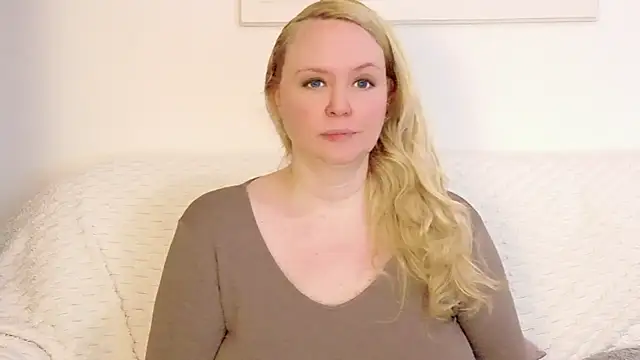 Sarah4you Adlı Modelin Canlı XXX Sohbeti