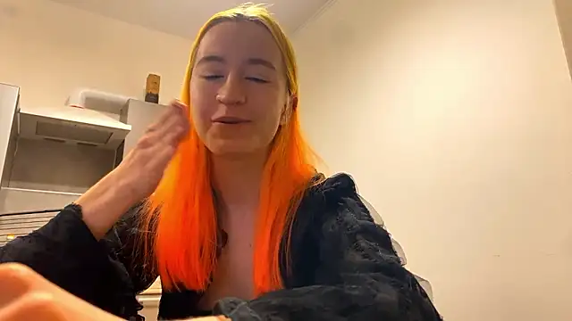 EmilyHein 라이브 XXX 채팅