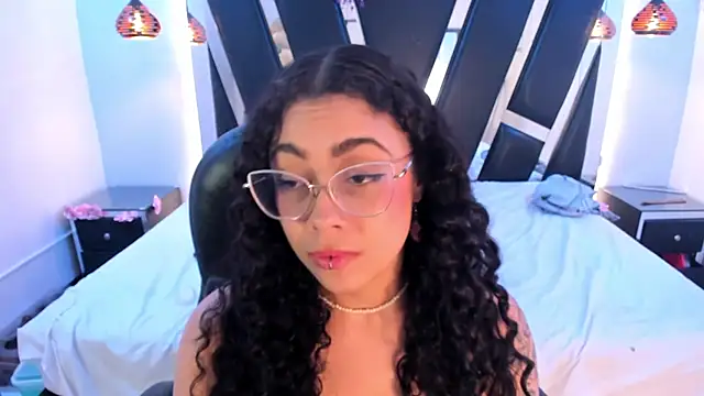 antonelllepiercee Live XXX-Chat