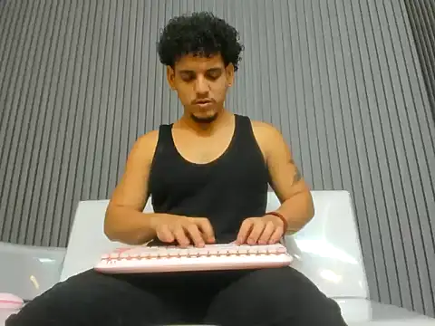 Xfire_boy69: онлайн-секс-чат