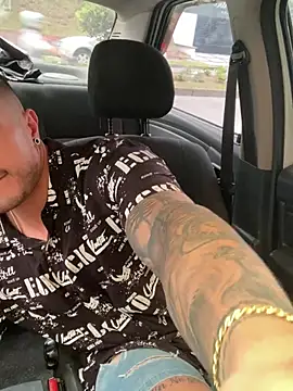 ALEXXX_KING: απευθείας συνομιλία ΧΧΧ