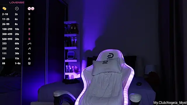 Angela_Myst Adlı Modelin Canlı XXX Sohbeti