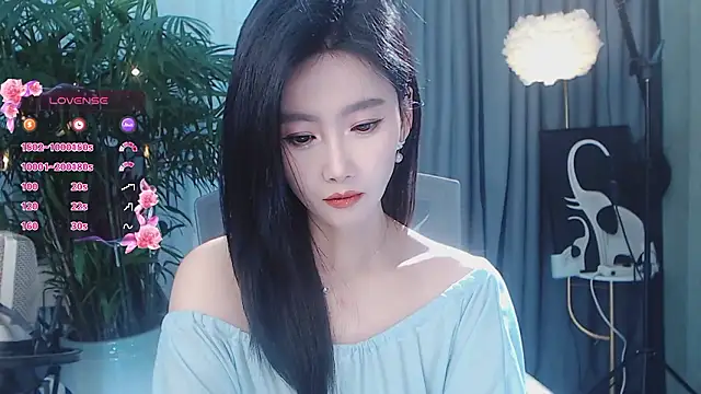 Онлайн чат XXX feifei-love