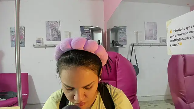 CAMILA--REY Live XXX-Chat