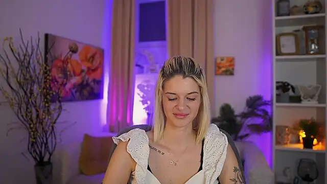 Živý XXX chat _Kitty_Cute_