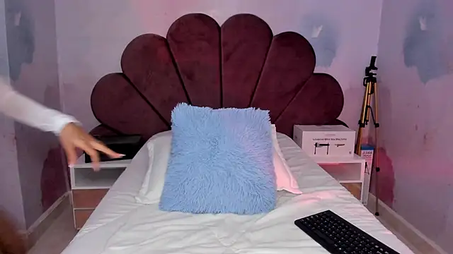 Carohorny4u's Live XXX Chat