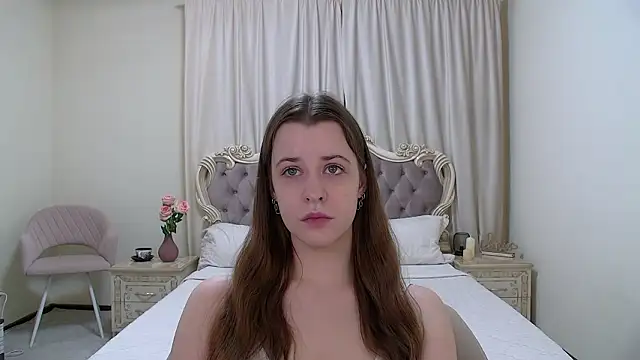 AgataAisitt Adlı Modelin Canlı XXX Sohbeti