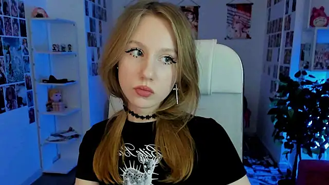 DariaTate Adlı Modelin Canlı XXX Sohbeti