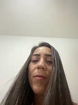 lucioliveiraのライブXXXチャット