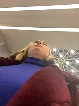 KateBurlesk Adlı Modelin Canlı XXX Sohbeti