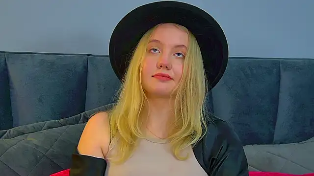 Živý XXX chat EmilyEvanse