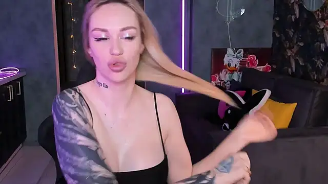 Blckmirrorr 即時 XXX 聊天