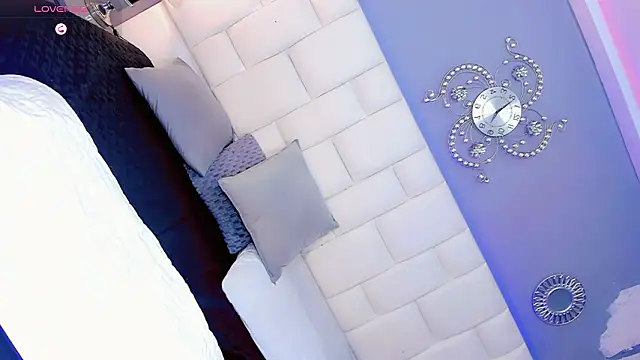 Kisses_Sophia 网络视讯表演