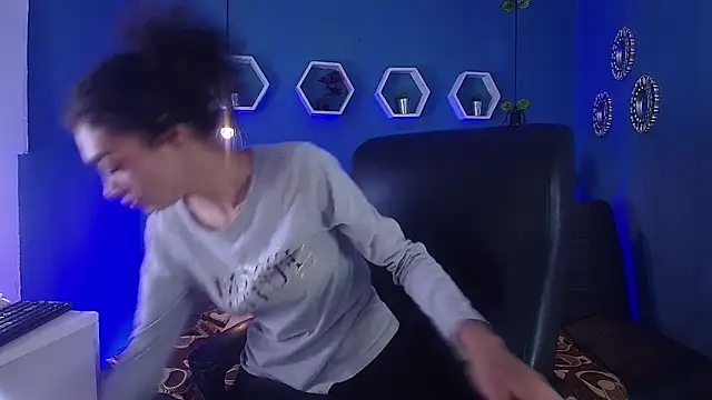 Онлайн чат XXX Aurora_ath