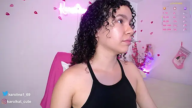 Chatroom XXX en direct de Karolina_1