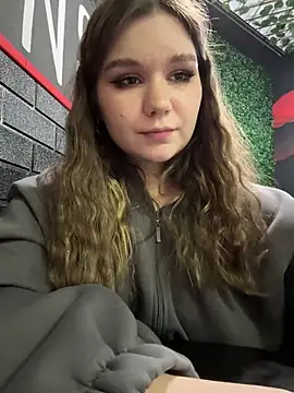 PumaShyXD élő XXX-chatje