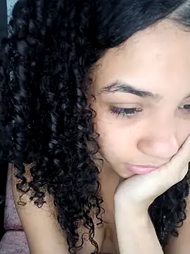 CurlyBitch – Live XXX-chat