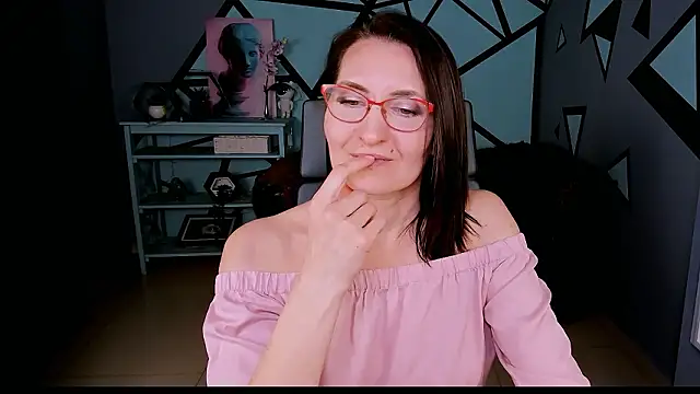 UnaTerra live XXX chat