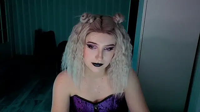 Chat XXX en directo de violet-siren-x