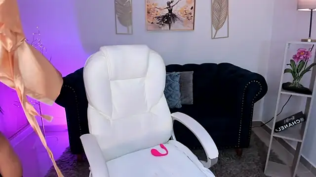 Layla_BreezeeのライブXXXチャット