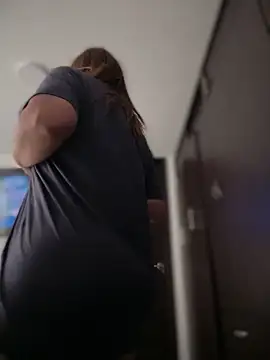 Gjynna-kiim: απευθείας συνομιλία ΧΧΧ