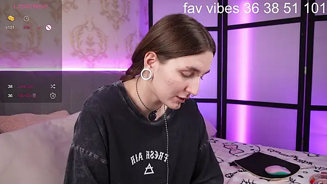 Chatroom XXX en direct de Alice_Goth