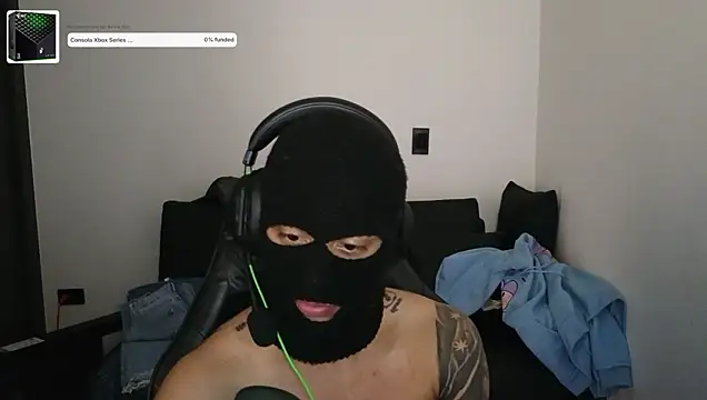 cash_master888 Live XXX Chat