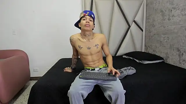 Dogan_Renzo0 Live XXX Chat