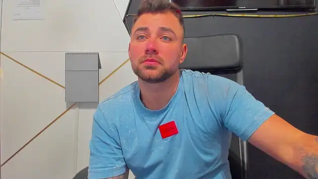 DuncanStone Live XXX Chat