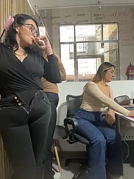 Antonella_Julieta's Webcam Show