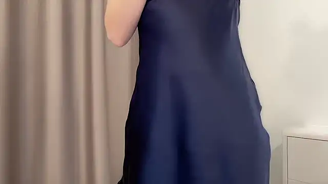 แชท XXX สดของ ShySchoolGirl